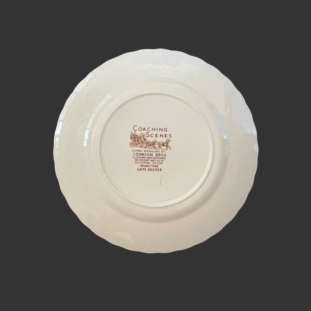 A set of quarter plates