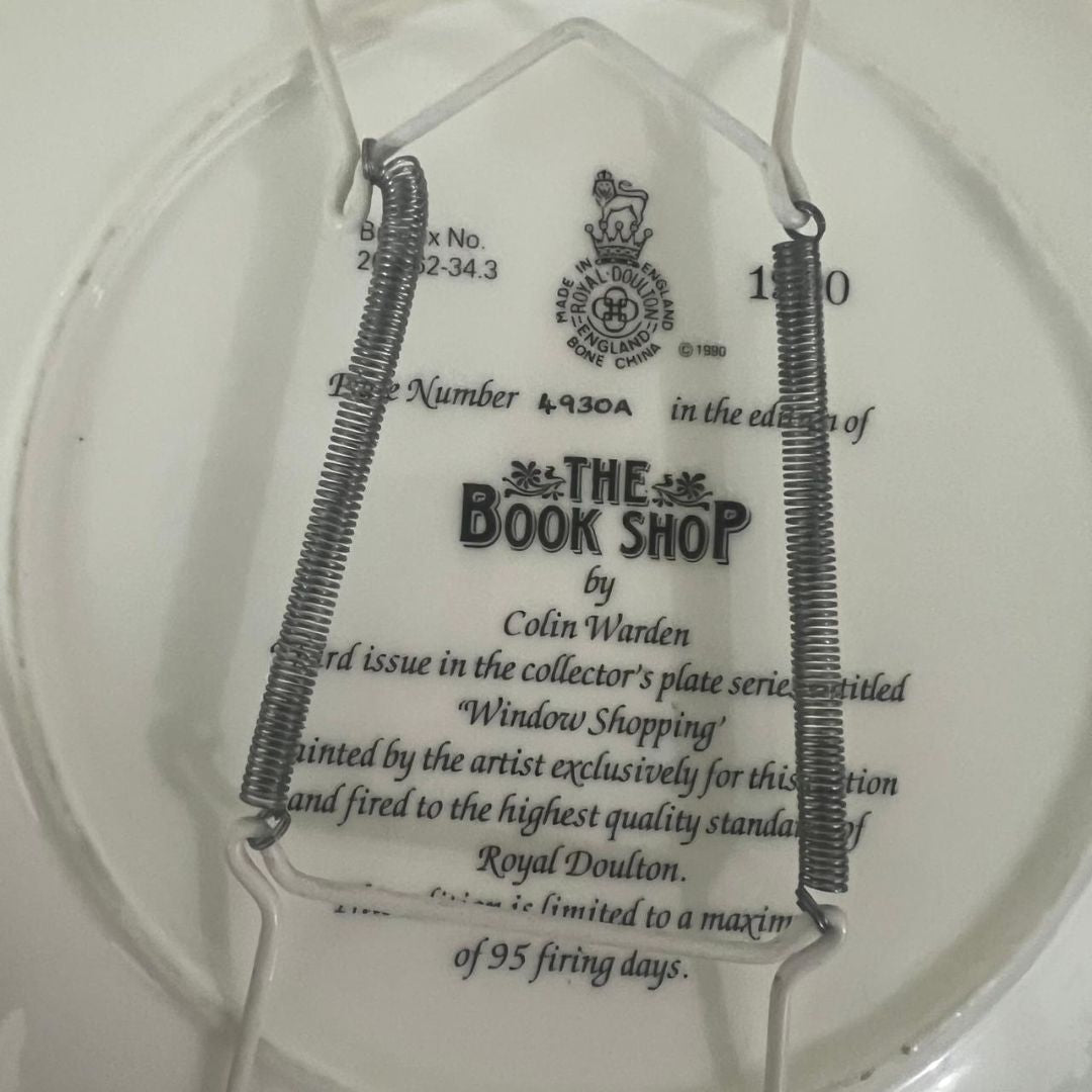 Wall hanging plate