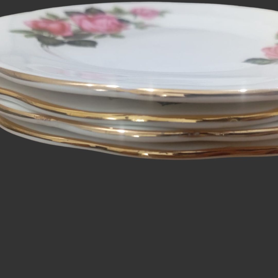 A set of 4 quarter Plates