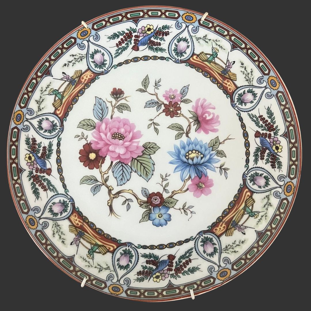 Wall hanging plate