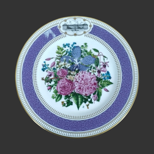 Wall hanging plate