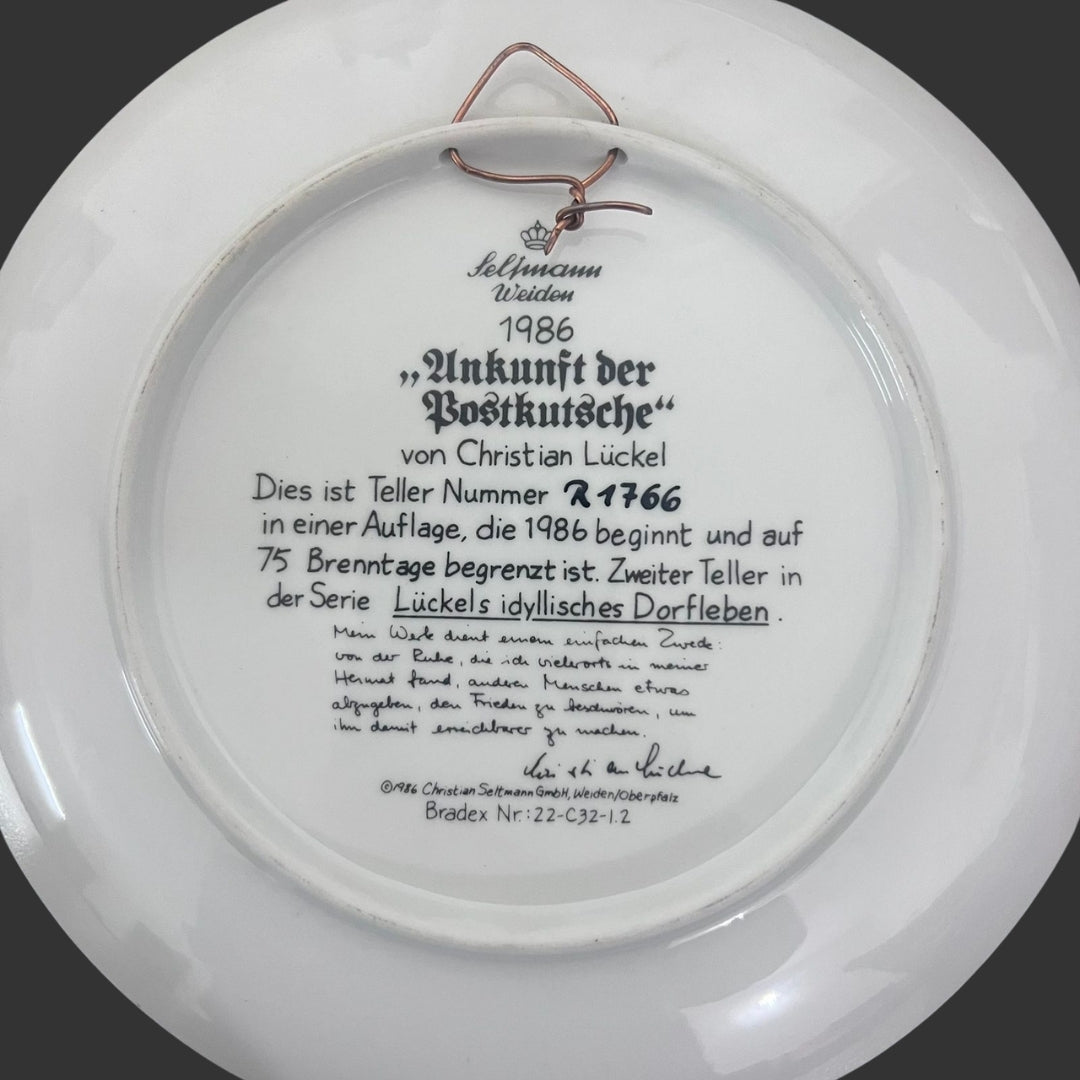 Wall Hanging Plate