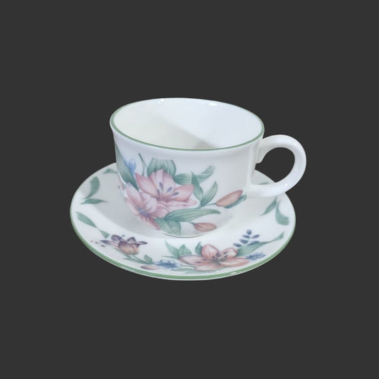 Set of 05 Tea cups & Saucers