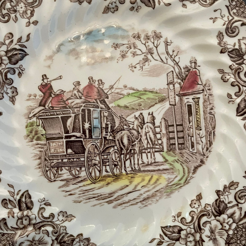 A set of quarter plates
