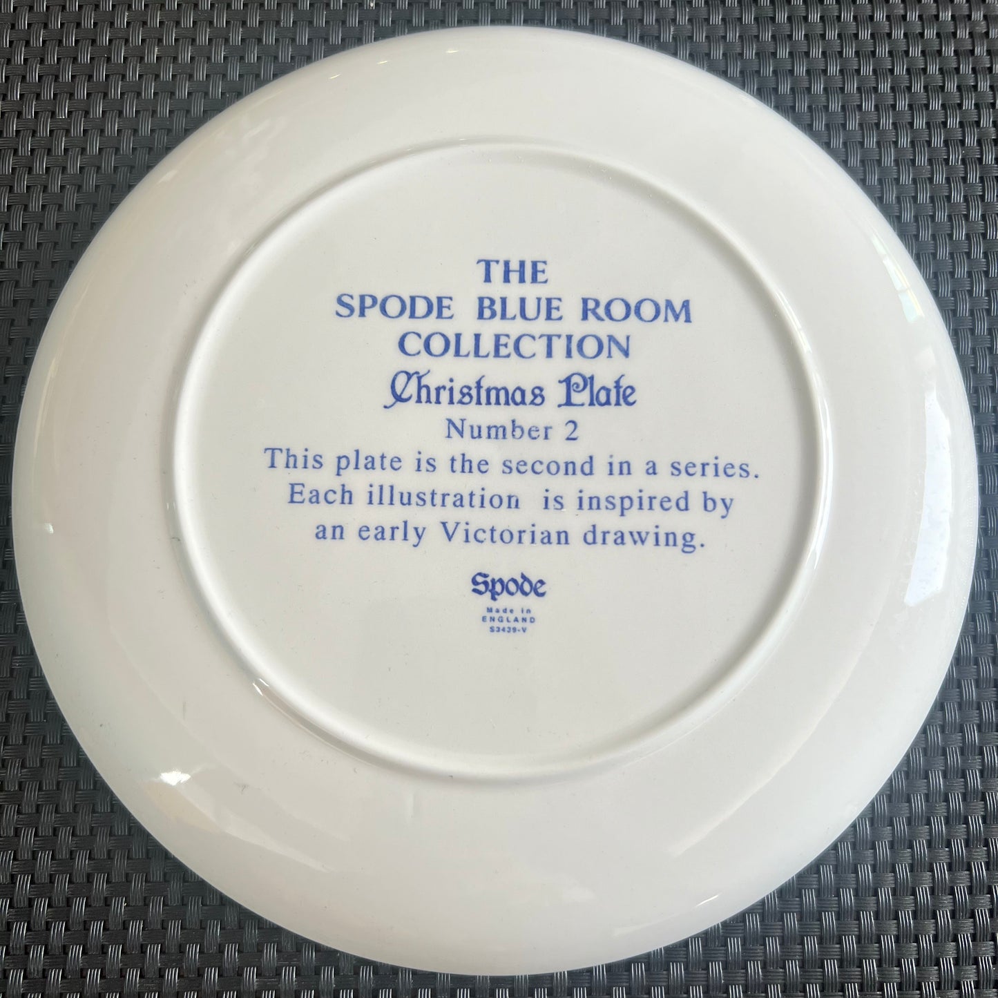 Wall Hanging Plate