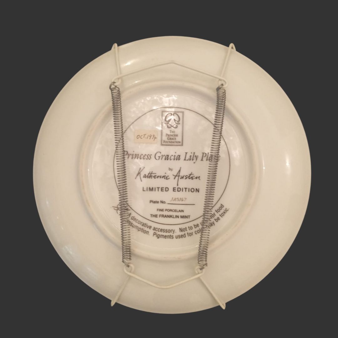 Wall Hanging Plate