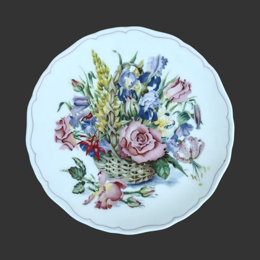 Wall hanging plate