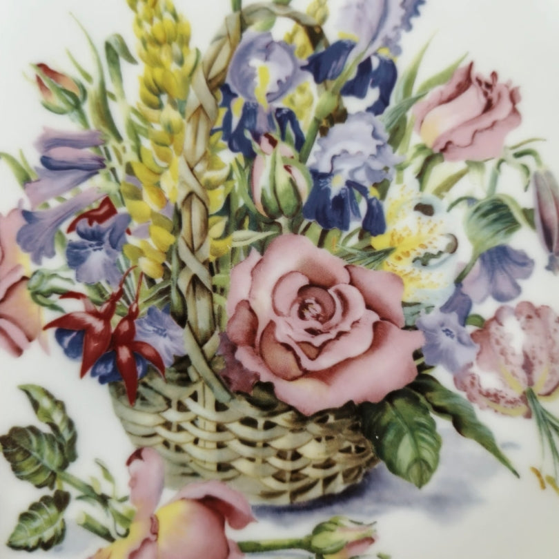 Wall hanging plate