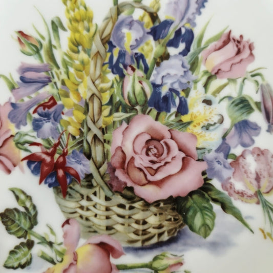 Wall hanging plate