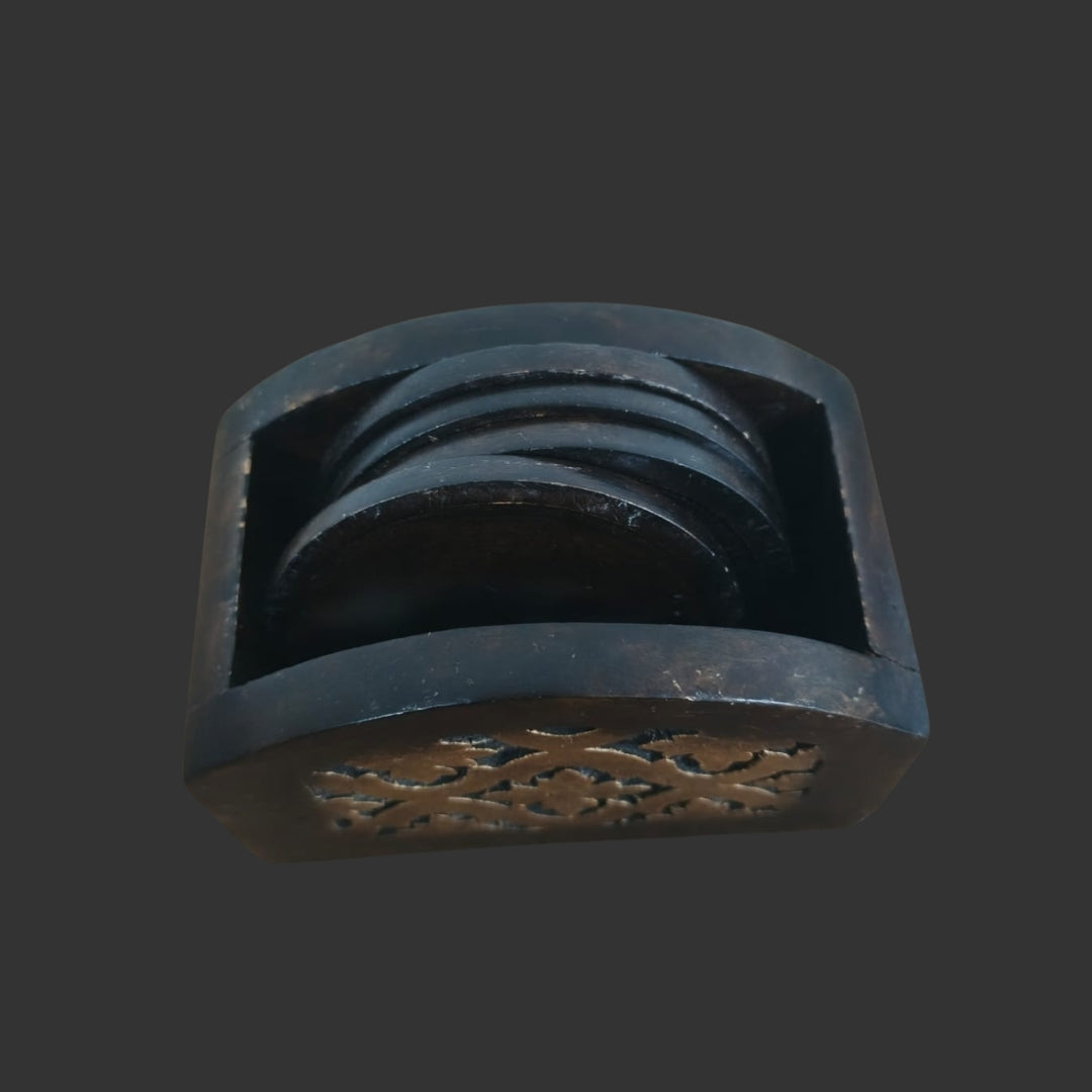 A set of 04 Coasters