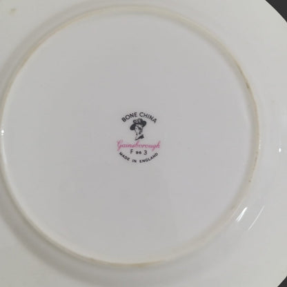 A set of 03 quarter plates
