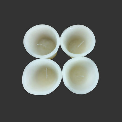 Set of 04 cup-shaped candles