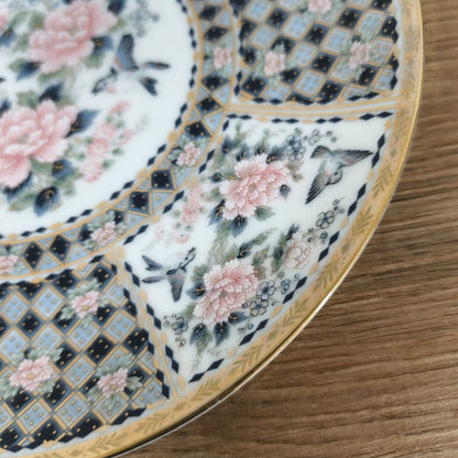 Wall hanging plate