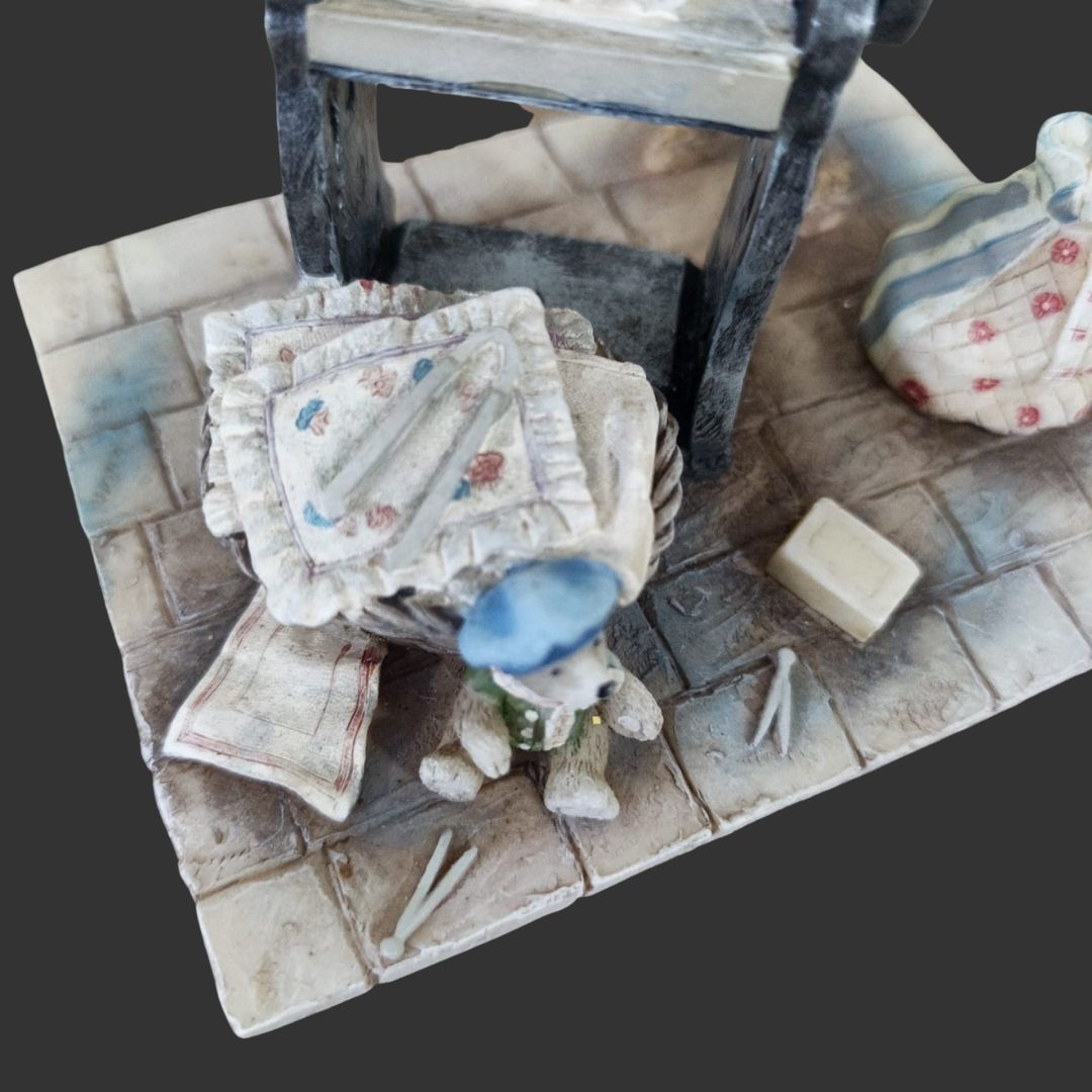 Figurine