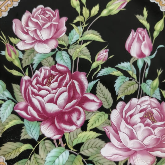 Wall hanging plate