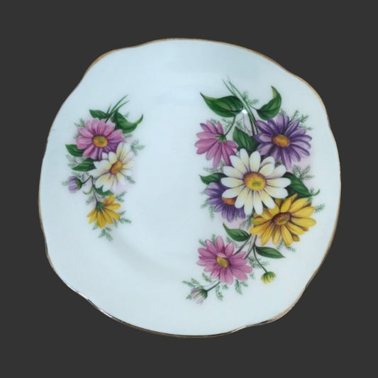 A Set of 06 Quarter Plates