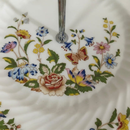Handled cake plate