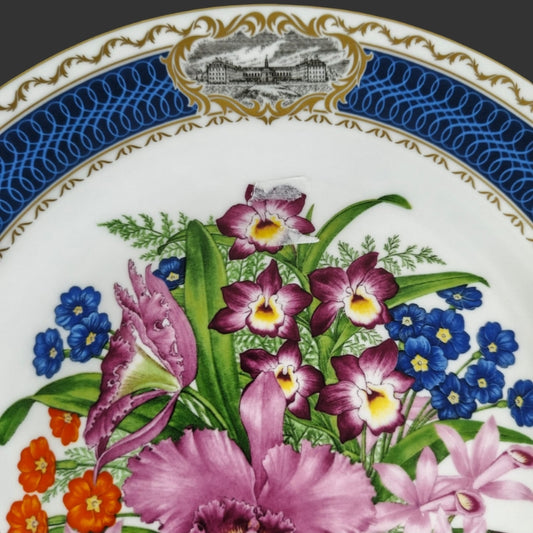 Wall hanging plate