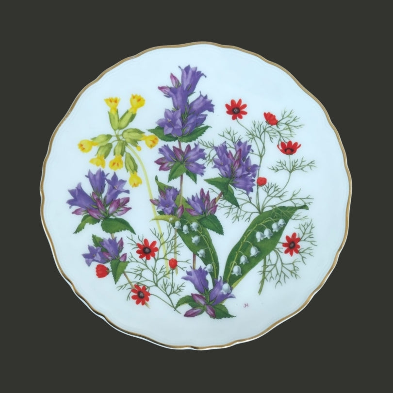 Wall Hanging Plate