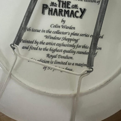 Wall hanging plate