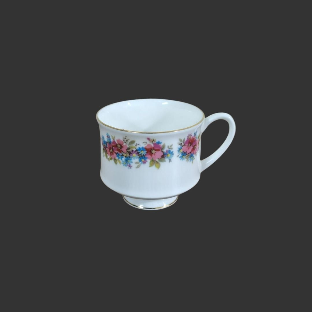 Pair of teacups and saucers