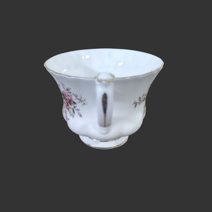 Set of 04 Tea Cups & Saucers