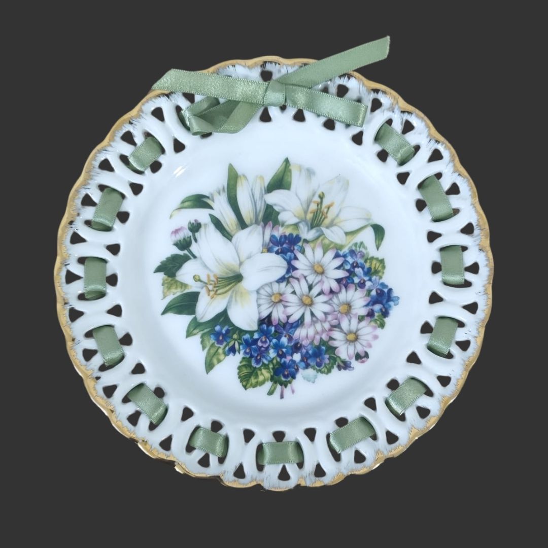 Wall Hanging Plate