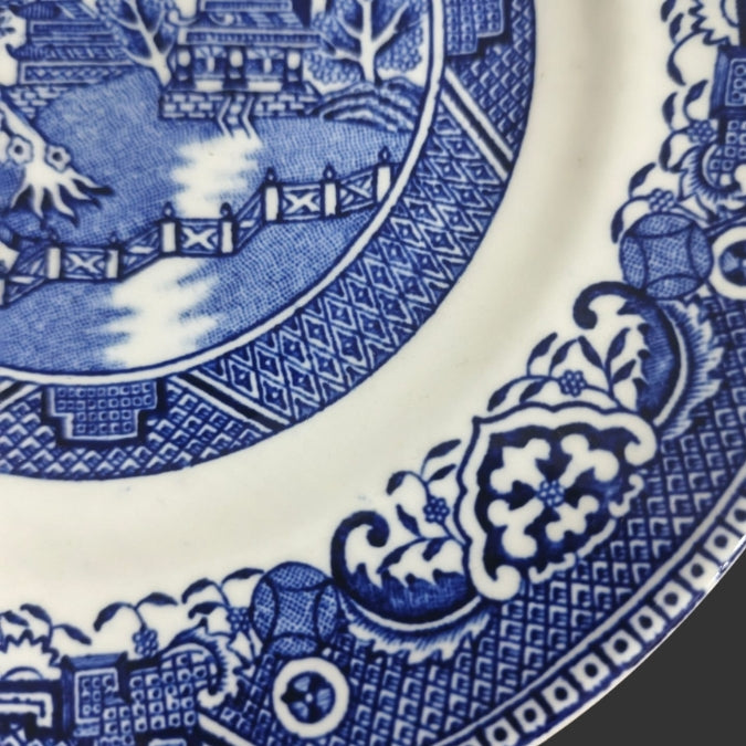 A set of 05 Quarter Plates