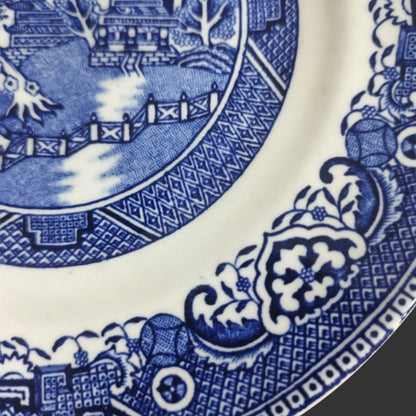 A set of 05 Quarter Plates