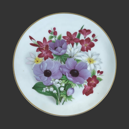 Wall hanging plate