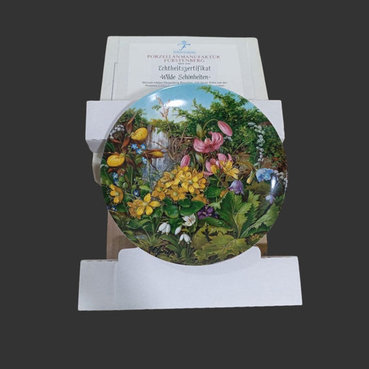 Wall hanging plate
