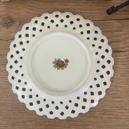 Lattice Plate With Stand